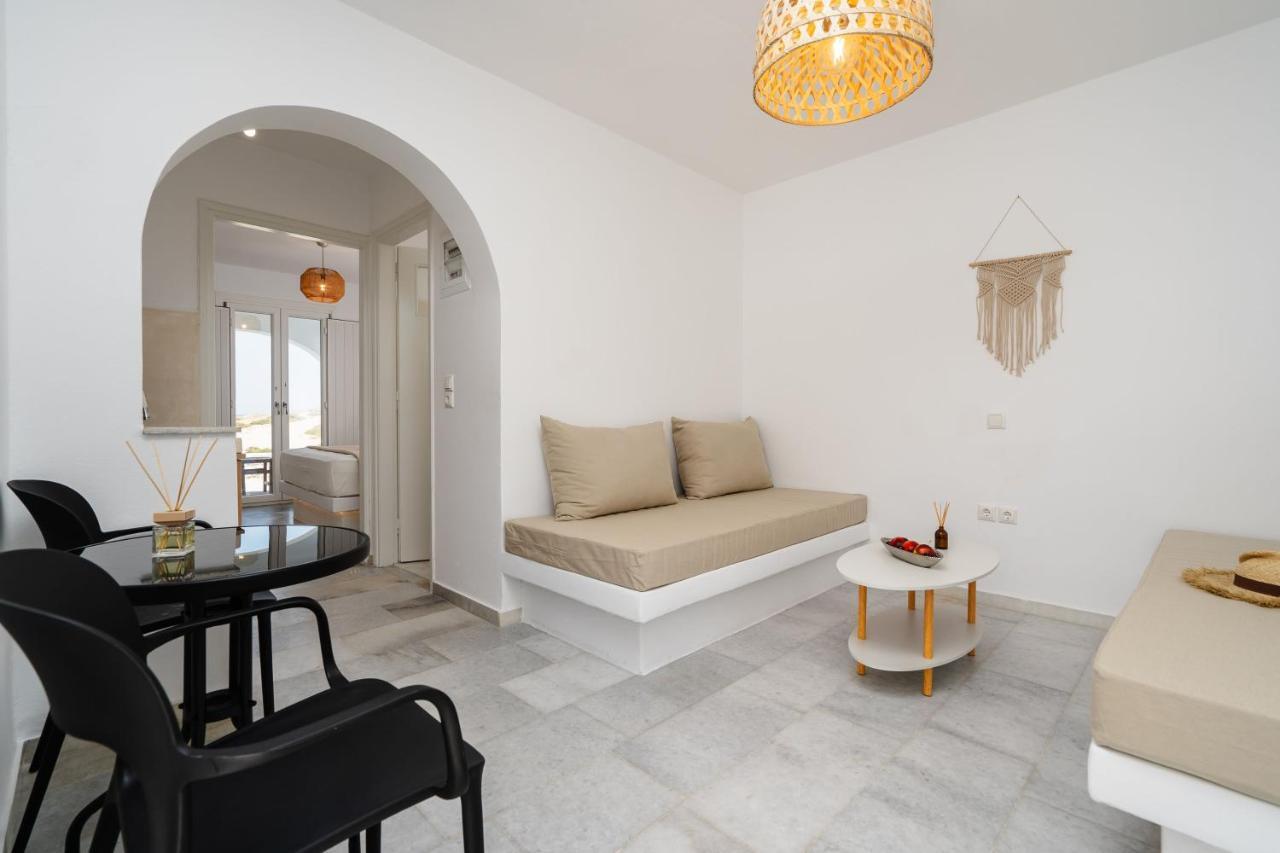 Celestial Seaview Apartments- Ariadne Naxos City エクステリア 写真