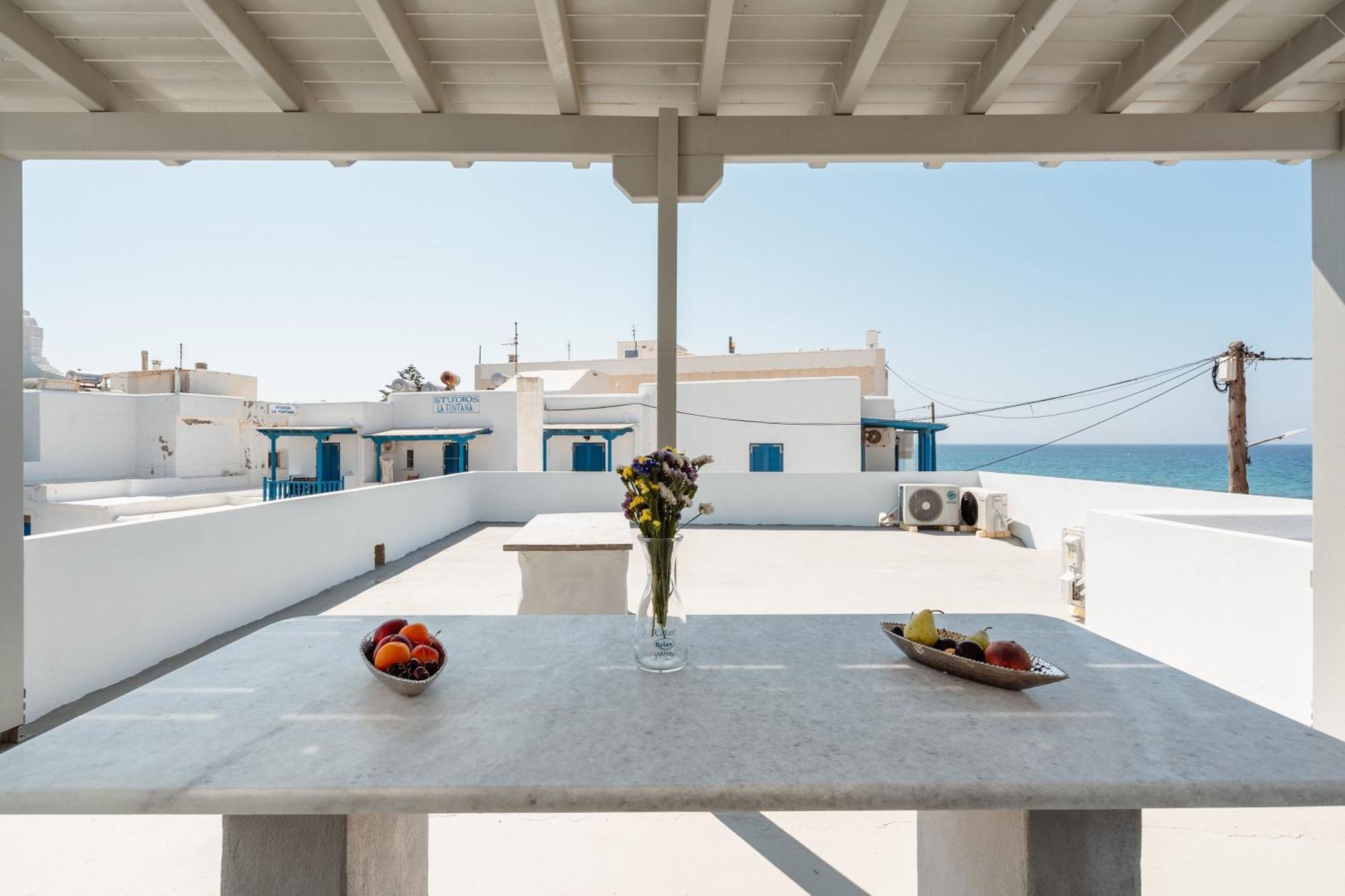 Celestial Seaview Apartments- Ariadne Naxos City エクステリア 写真